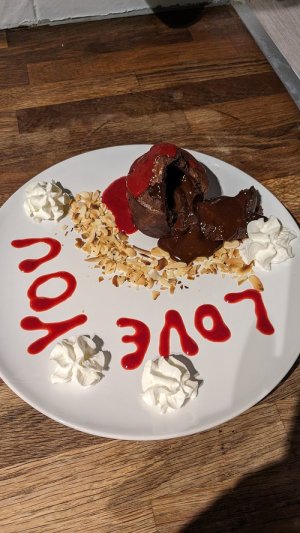 lavacake1.jpg